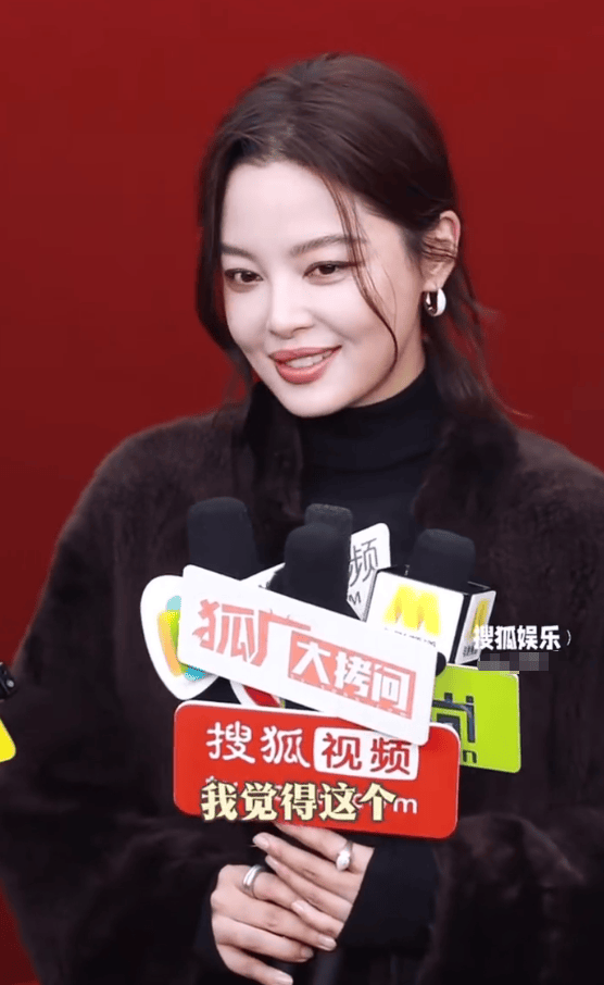 皇冠信用网代理
_辛芷蕾希望任何女性少听建议：没有任何一条建议是真正正确的