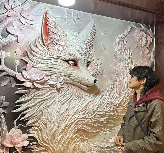 皇冠登3代理申请_两个00后刮腻子一年营收100多万元皇冠登3代理申请!梦想是画遍全球